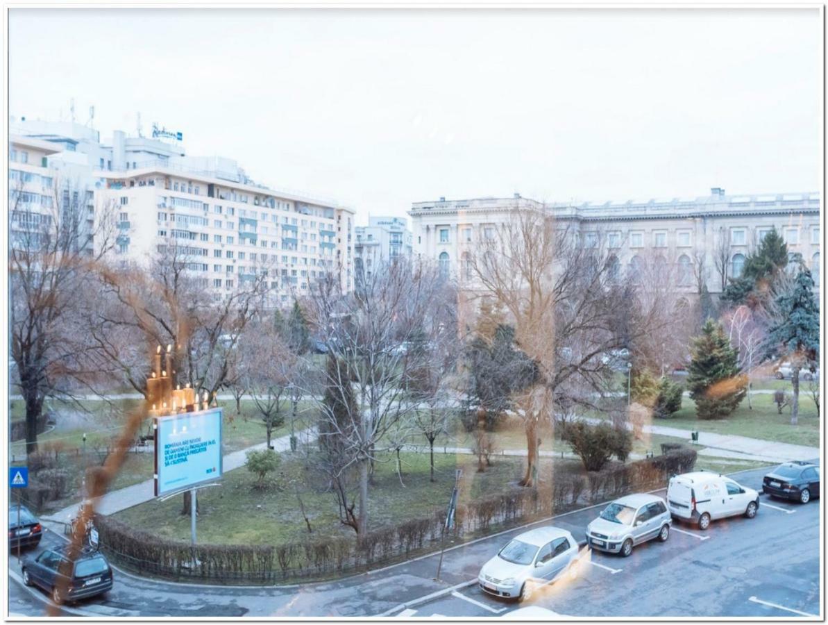 Luxury Downtown Apartment Bucharest Exterior photo